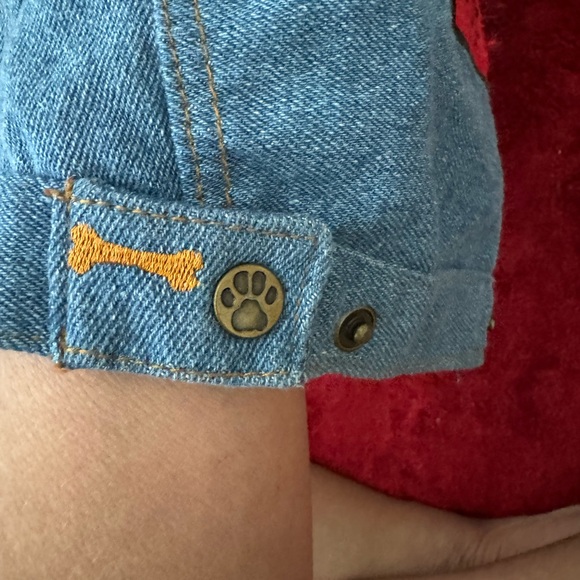 Adorable, doggy fire hydrant, denim jacket, DMC manufacturing company size s - Picture 4 of 6